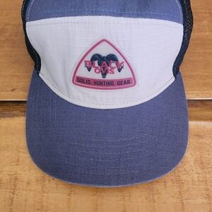 Black Ovis Hat